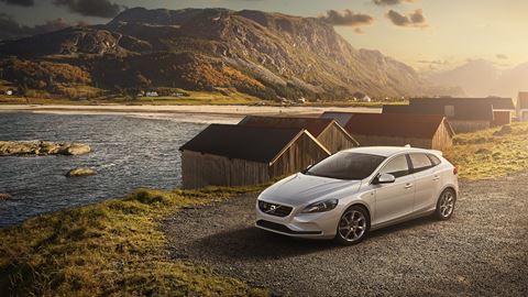 Discover Volvo V40 