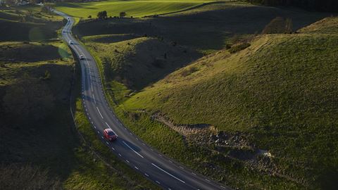 Explore Volvo V60 Editions 