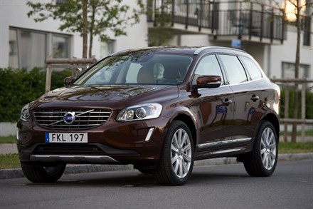 Volvo XC60, model year 2015, running footage 