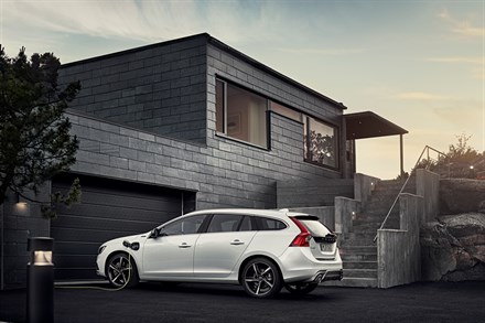 Volvo V60 Twin Engine - model year 2016