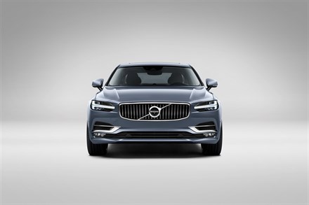 Front Volvo S90 Mussel Blue