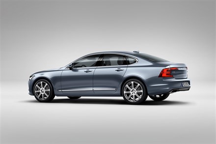 Rear Quarter Volvo S90 Mussel Blue