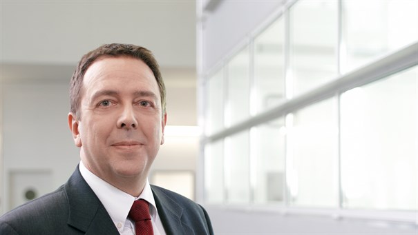 Jan Gurander - Senior Vice President, Chief Financial Officer (CFO) Volvo Car Corporation, CV and Biography