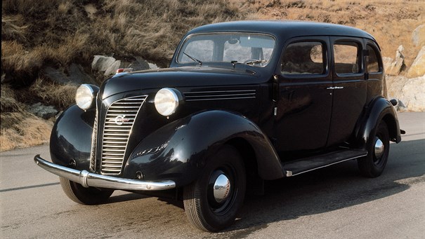 VOLVO PV801-10 (1938-1947)