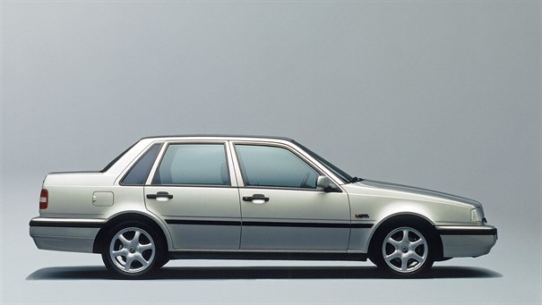 VOLVO 460 (1989-1996)