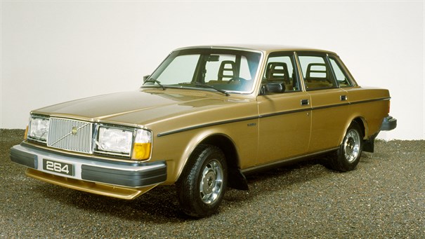 VOLVO 264 (1975-1982)