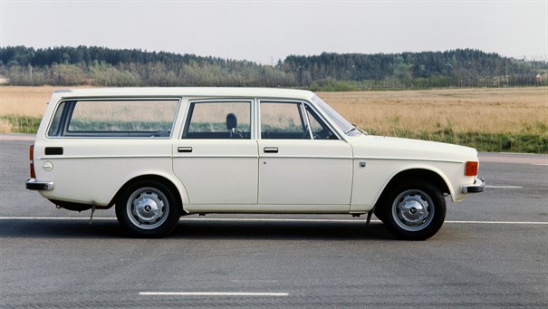 VOLVO 145 (1967-1974)